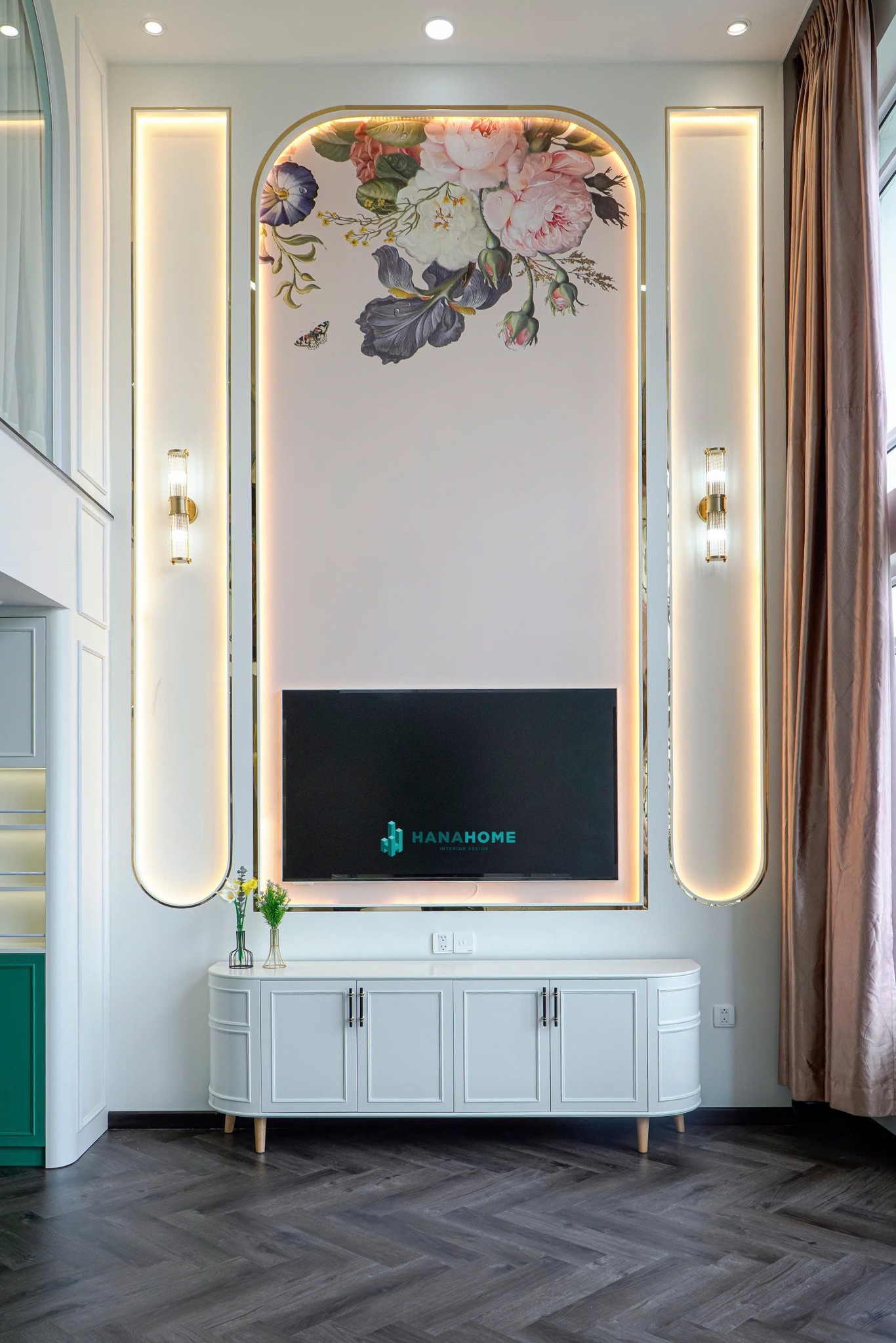 Penthouse Phu Hoang Anh 2