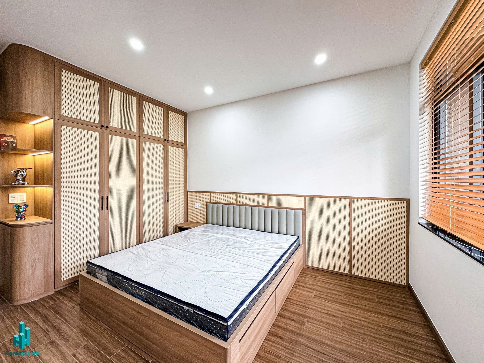 Nha pho 3 tang Quan 7 7