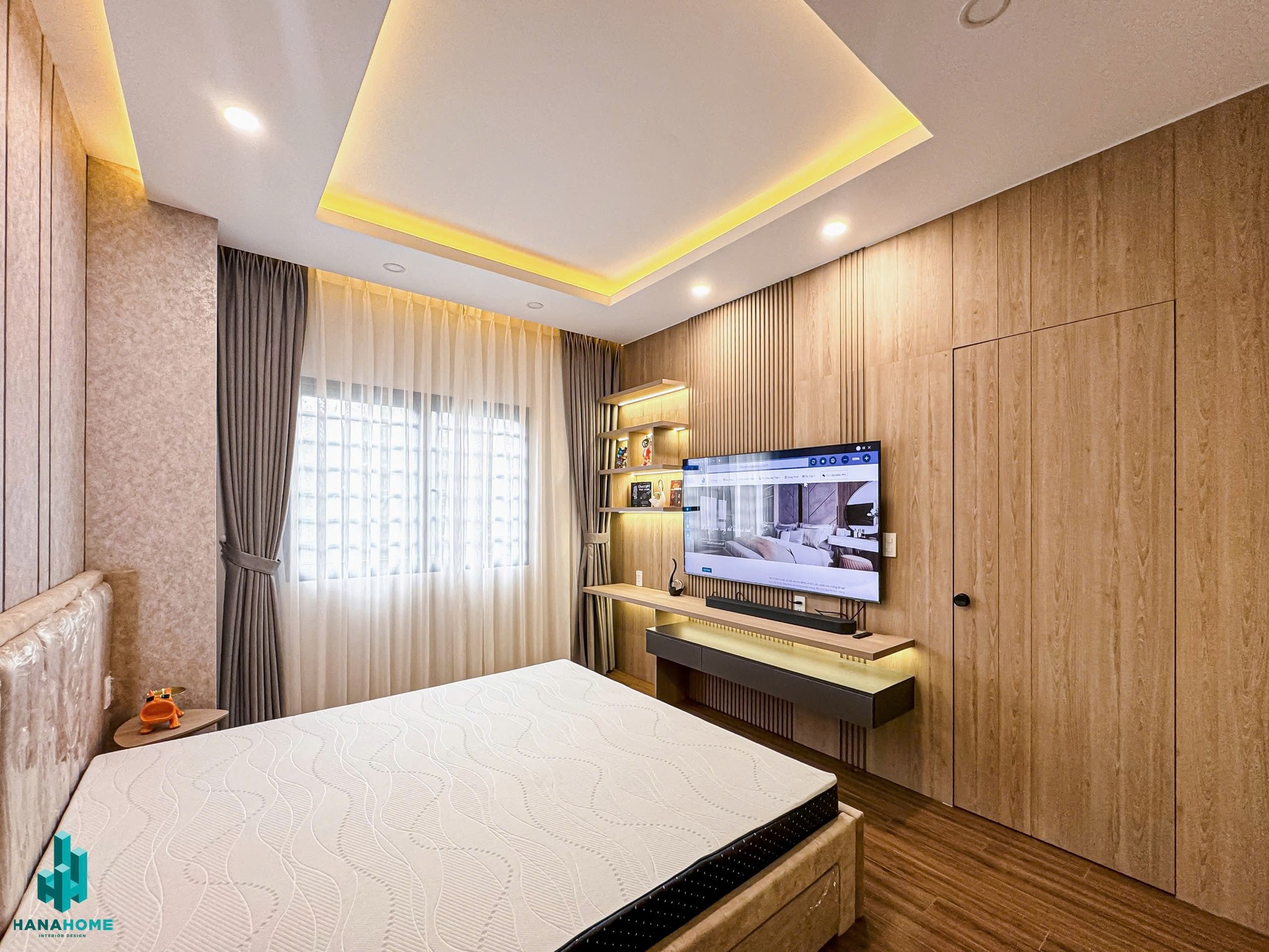 Nha pho 3 tang Quan 7 8